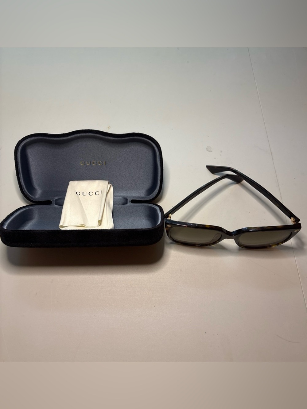 A244 - Gucci GG0022S 003 Havana Cat Eye Sunglasses 57mm Case